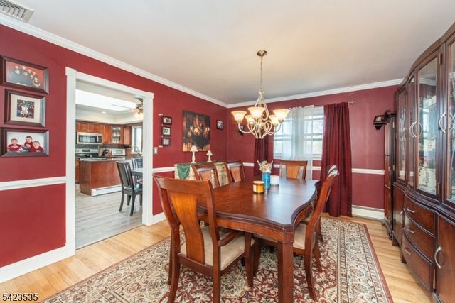 33 Lawrence Rd, Randolph Twp., NJ 07869