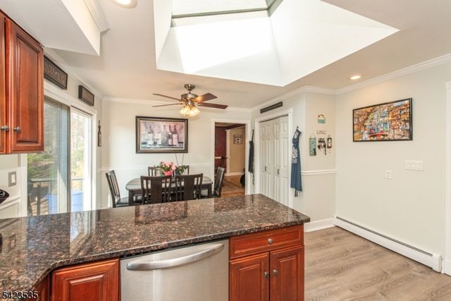 33 Lawrence Rd, Randolph Twp., NJ 07869