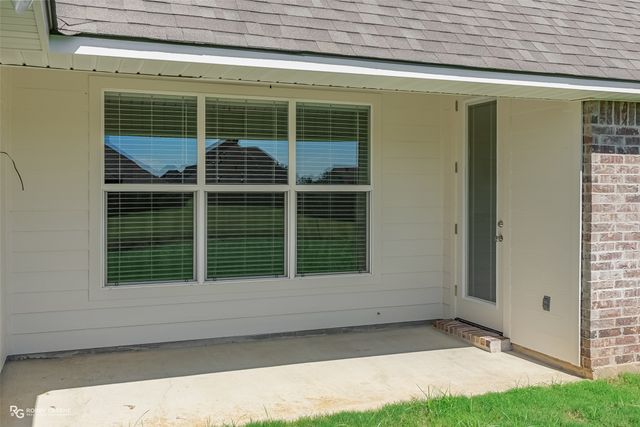 330 Prien Lake Loop, Bossier City, LA 71111