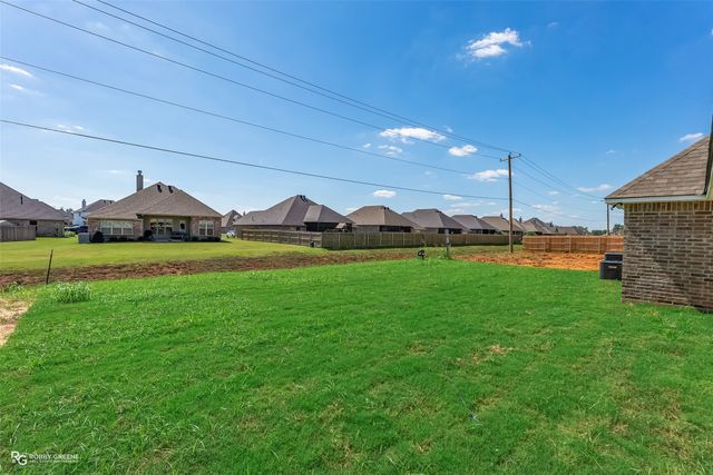 330 Prien Lake Loop, Bossier City, LA 71111