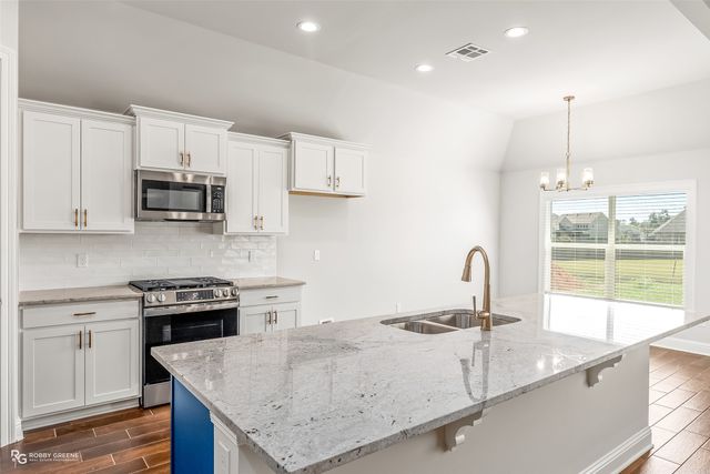 330 Prien Lake Loop, Bossier City, LA 71111