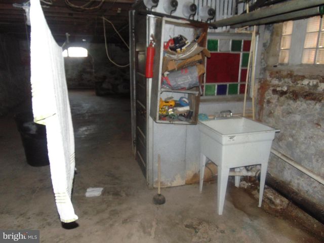 1427 BRADLEY AVE, Camden, NJ 08103