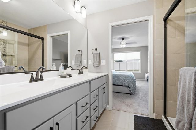 6 Bucktown Court, Bloomington, IL 61705