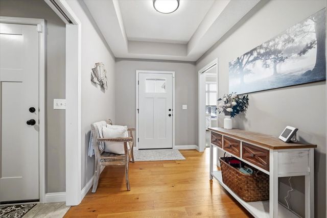 6 Bucktown Court, Bloomington, IL 61705