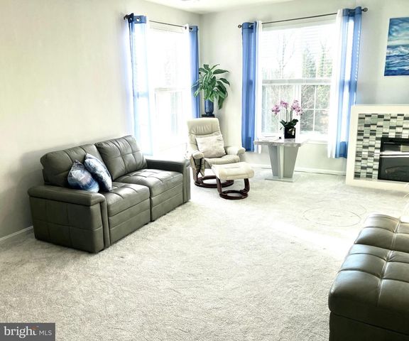 9541 CHANCELLORSVILLE LN, Manassas, VA 20110