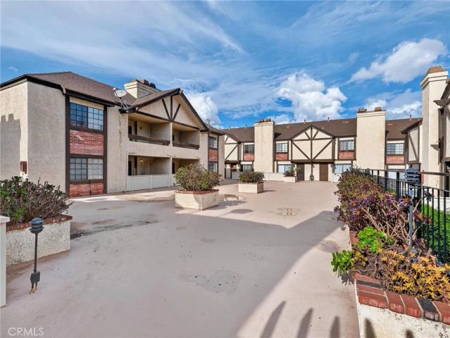 1419 W 179th 9, Gardena, CA 90248