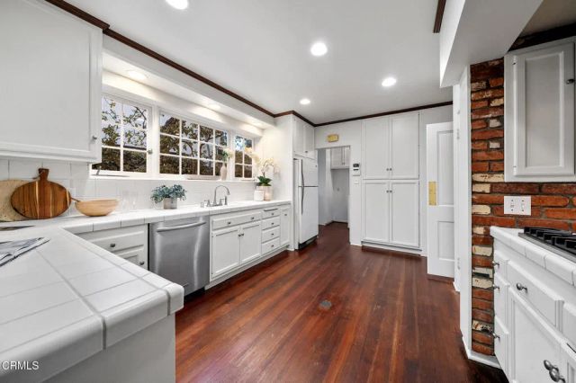 1164 Adair Street, San Marino, CA 91108