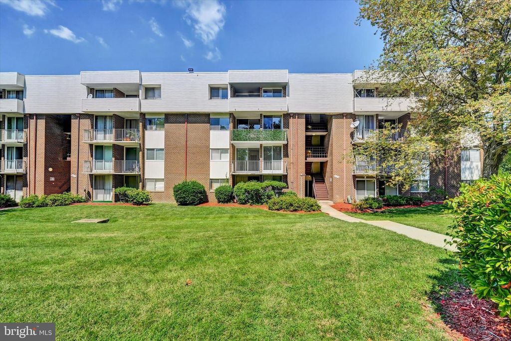 10249 PRINCE PL #31-103, Upper Marlboro, MD 20774