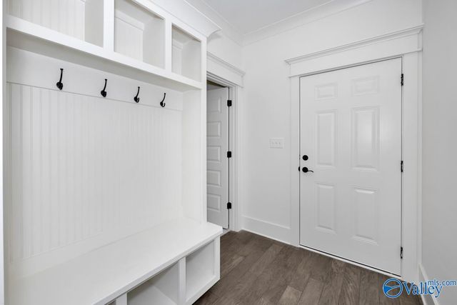 20897 Lakewood Drive, Athens, AL 35611