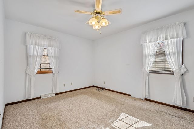 9481 Sullivan Lane, Crown Point, IN 46307