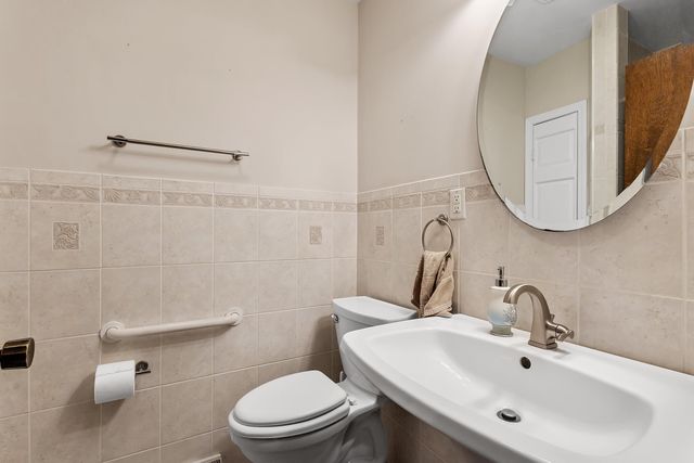 9481 Sullivan Lane, Crown Point, IN 46307