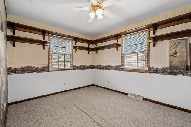 9481 Sullivan Lane, Crown Point, IN 46307