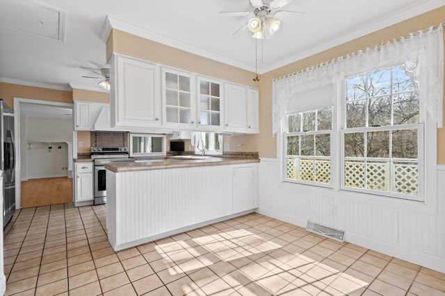 9481 Sullivan Lane, Crown Point, IN 46307