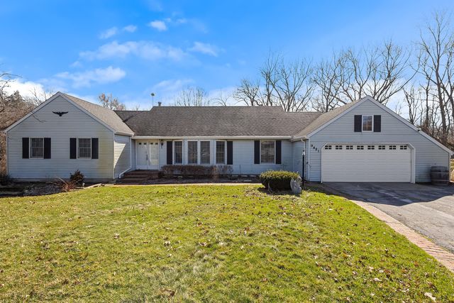 9481 Sullivan Lane, Crown Point, IN 46307