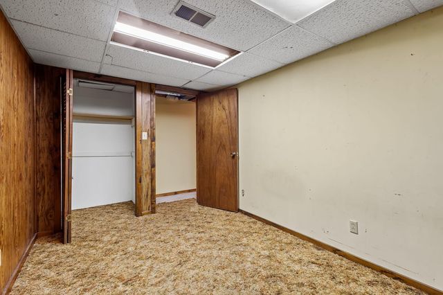 9481 Sullivan Lane, Crown Point, IN 46307