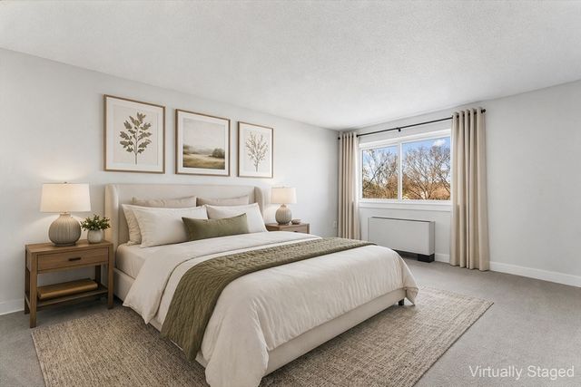 1 Summit Dr 58, Reading, MA 01867