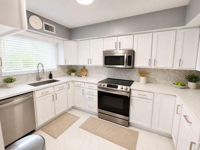 2520 Van Buren Street 16, Hollywood, FL 33020