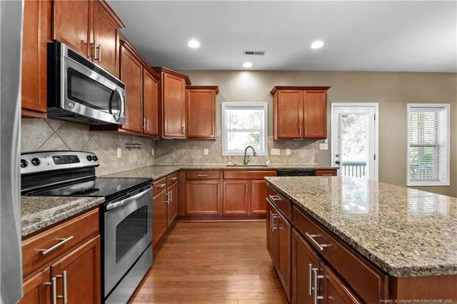 178 Tun Tavern Drive, Cameron, NC 28326