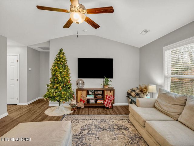 309 Contentment Lane, Knoxville, TN 37920