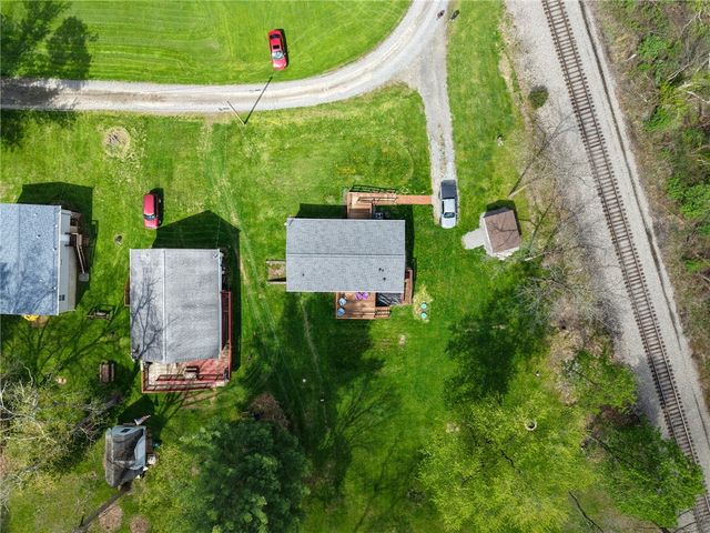 200 Cottage Lane, Forward Twp, PA 16033