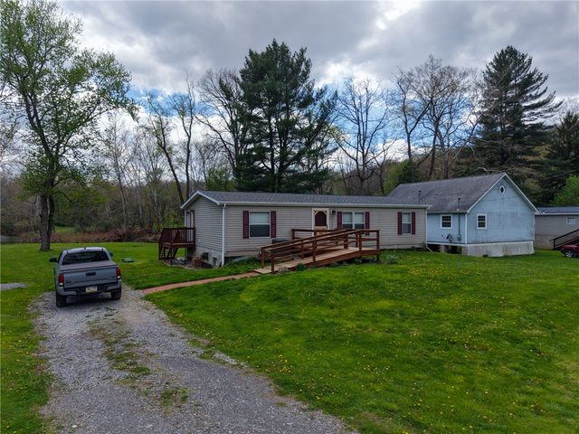 200 Cottage Lane, Forward Twp, PA 16033