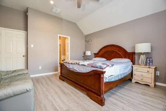 1143 Oxford Mills Lane, Sugar Land, TX 77479