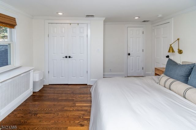 6 Cape Ct, Millburn Twp., NJ 07041