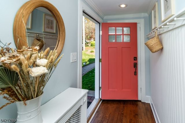 6 Cape Ct, Millburn Twp., NJ 07041