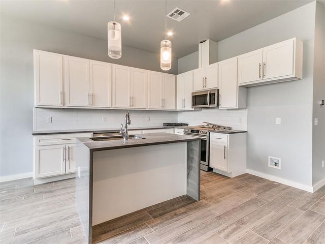 517 Remington Avenue, Jones, OK 73049