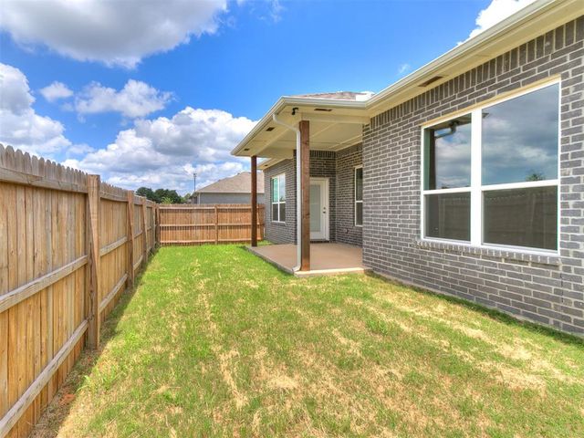 517 Remington Avenue, Jones, OK 73049