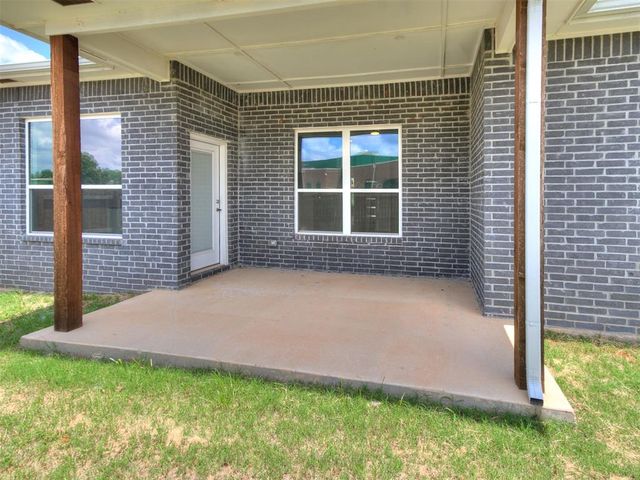 517 Remington Avenue, Jones, OK 73049