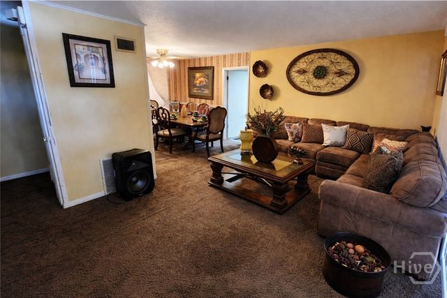 2348 Toussaint Avenue, Savannah, GA 31404