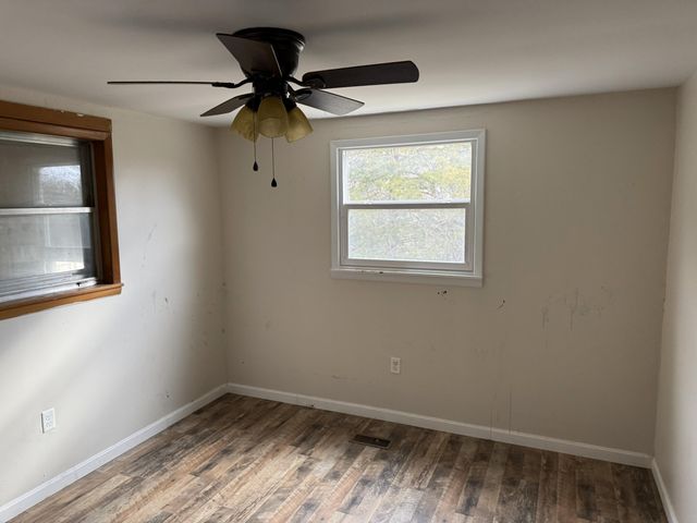 208 N Lakeshore Drive, Owenton, KY 40359