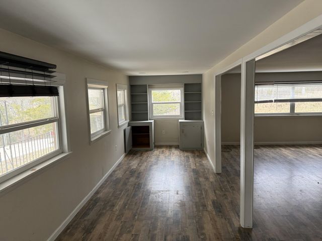 208 N Lakeshore Drive, Owenton, KY 40359