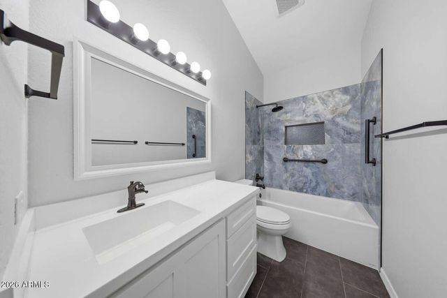 461 E MERRILL Avenue, Gilbert, AZ 85234