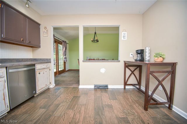 816 Bennett Drive, Elyria, OH 44035