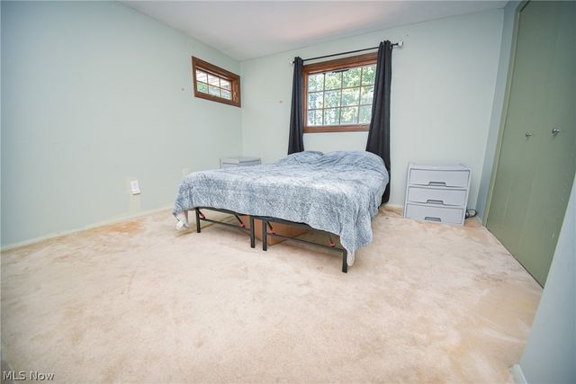 816 Bennett Drive, Elyria, OH 44035