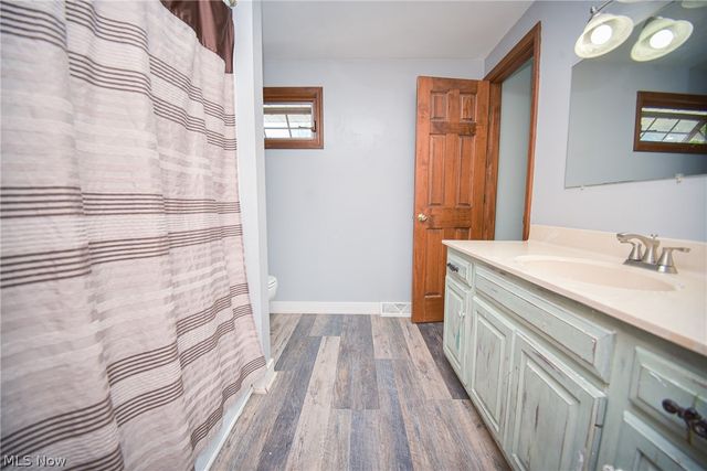 816 Bennett Drive, Elyria, OH 44035