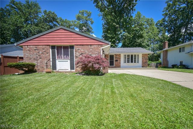 816 Bennett Drive, Elyria, OH 44035