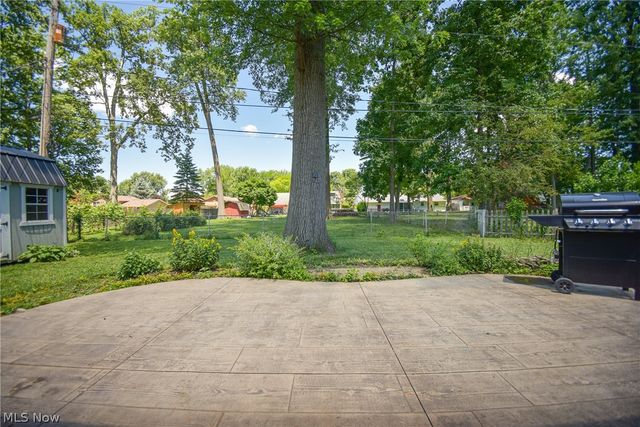 816 Bennett Drive, Elyria, OH 44035