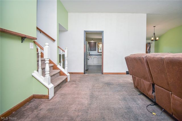 816 Bennett Drive, Elyria, OH 44035