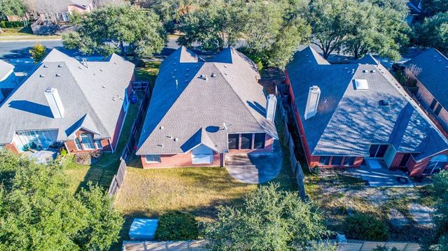 1901 Dapplegrey LN, Austin, TX 78727