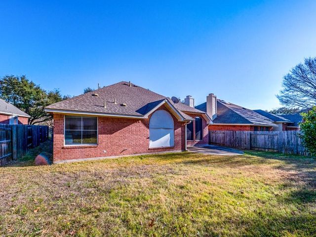 1901 Dapplegrey LN, Austin, TX 78727