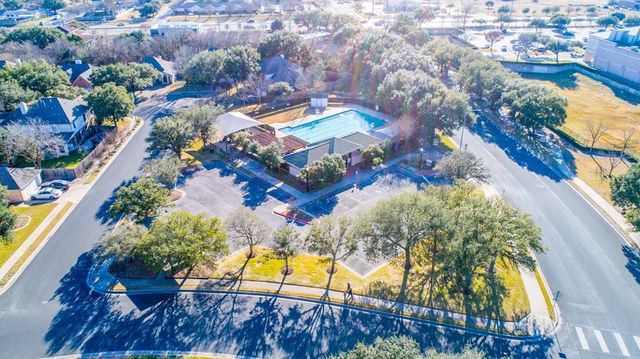 1901 Dapplegrey LN, Austin, TX 78727