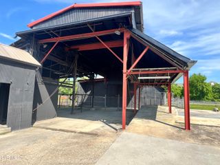 738 West Walnut Street, Johnson City, TN 37604