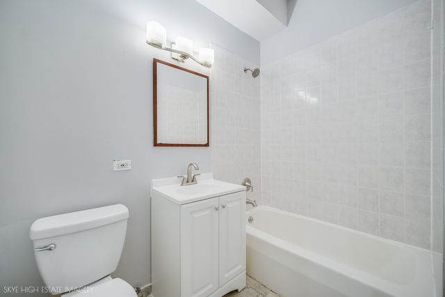 4935 S Vincennes Avenue 2S, Chicago, IL 60615