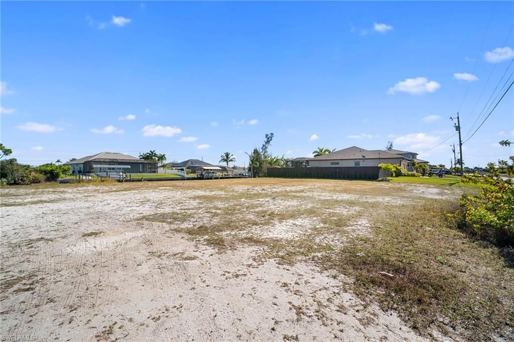 2347 36th PL, CAPE CORAL, FL 33993 — photo 4