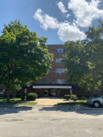 205 W Miner Street 106, Arlington Heights, IL 60005