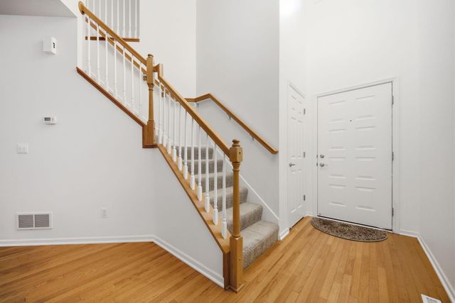 9796 Cupola Lane, Eden Prairie, MN 55347