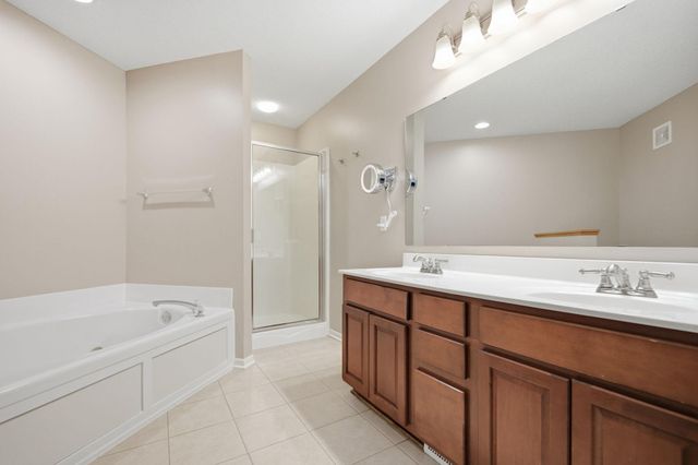 9796 Cupola Lane, Eden Prairie, MN 55347